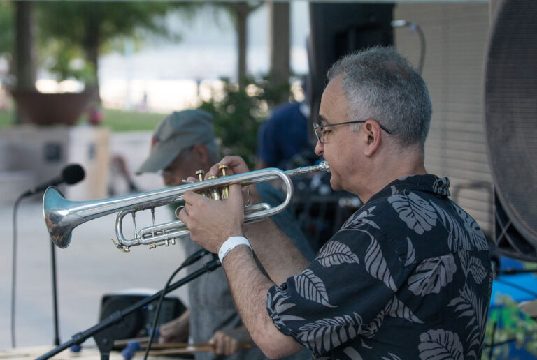antoine-roney-trio-featuring-kojo-roney-hudson-river-park